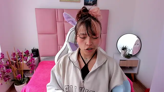 katalina garcia online show from February 2026 04:06:01 PM