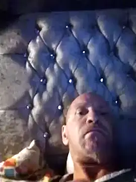 Verynaughtyx online show from October 2025 07:40:02 AM