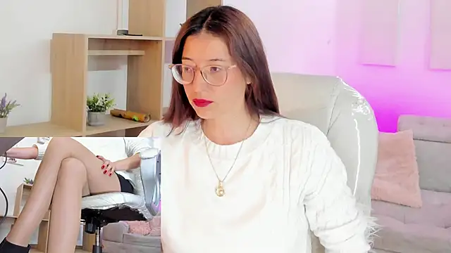 Snapshot of Antonnella_3 chatting on October 2025 12:28:01 PM Antonnella 3 online show from October 2025 12:28:01 PM