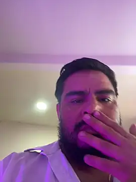 MichaelBear  online show from January 2026 06:15:02 PM