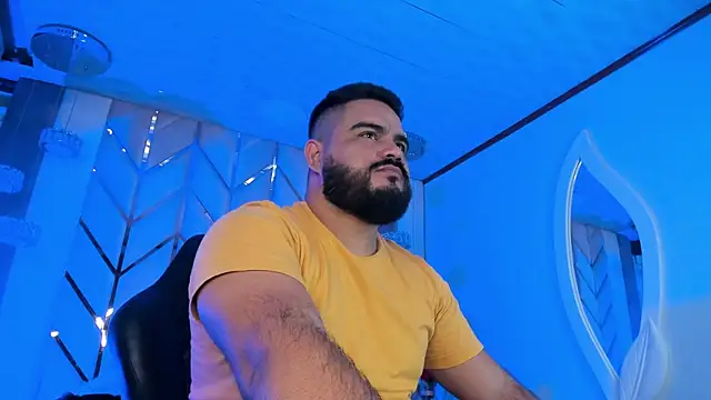 MichaelBear  online show from February 2025 01:21:02 PM
