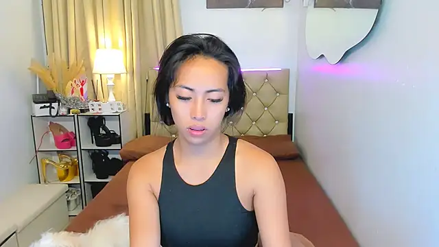 reighnempress online show from March 2025 01:05:02 AM