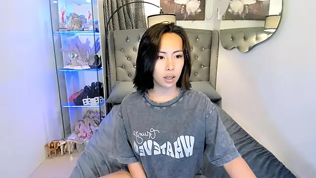 reighnempress online show from January 2026 01:04:04 PM