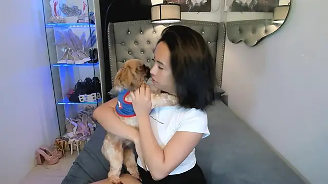 reighnempress online show from February 2026 01:03:02 AM