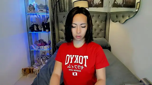 reighnempress online show from November 2025 02:48:02 AM