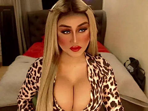 MISTRESS OF EVILCUMxx online show from November 2025 02:18:02 PM