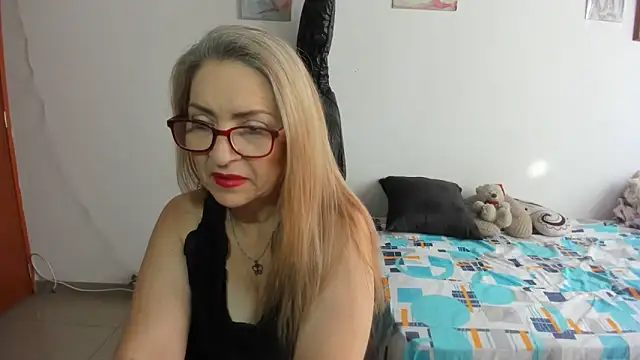 D-yanamilf online show from September 2025 01:05:02 PM