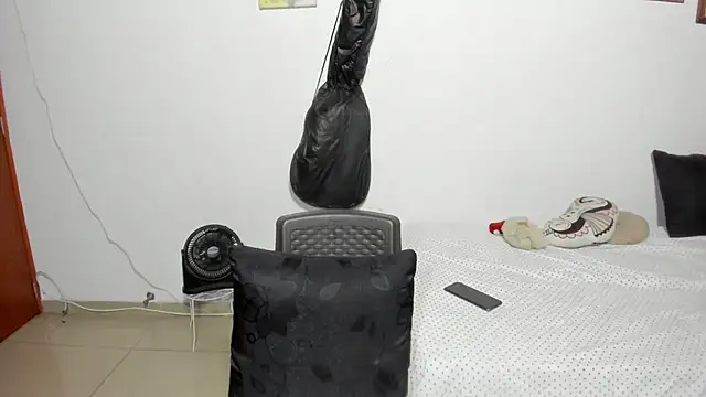 D-yanamilf online show from September 2025 11:38:02 PM