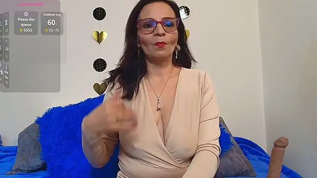 Miss ellien online show from April 2026 07:48:02 AM