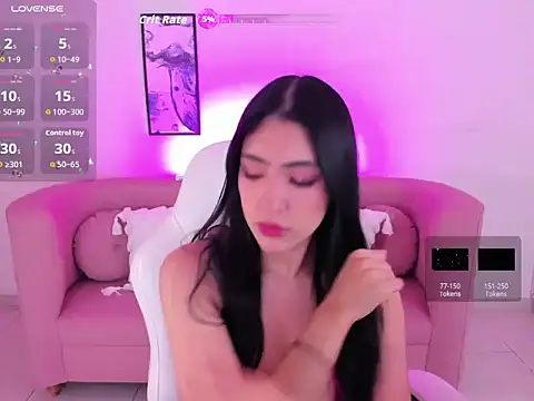 tatiana prada online show from October 2025 05:44:01 AM