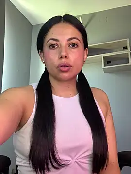 AddisonStone online show from March 2026 05:40:01 PM