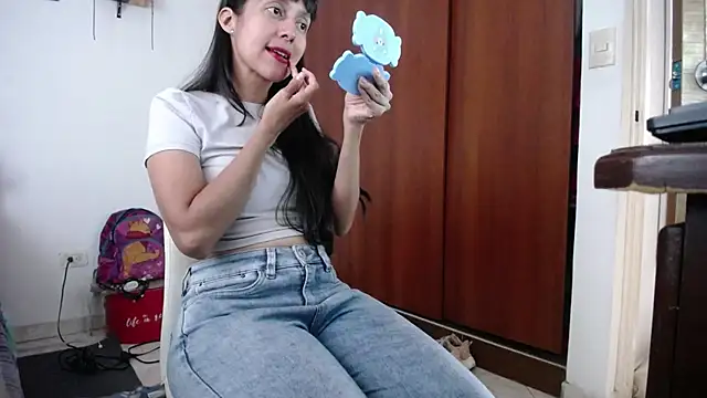 Moon lunita online show from March 2026 08:00:02 PM