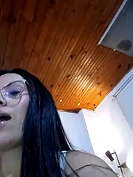 Snapshot of Tania_mature chatting on May 2026 05:16:02 PM Tania mature online show from May 2026 05:16:02 PM