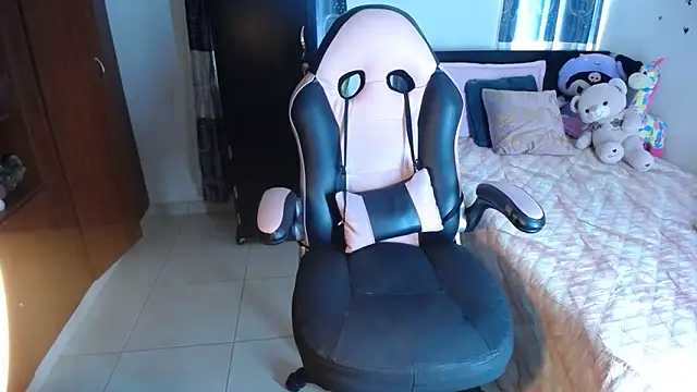 violeta campbell online show from February 2026 07:25:01 PM