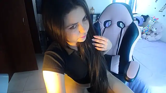 Snapshot of violeta_campbell chatting on November 2025 07:35:01 PM violeta campbell online show from November 2025 07:35:01 PM