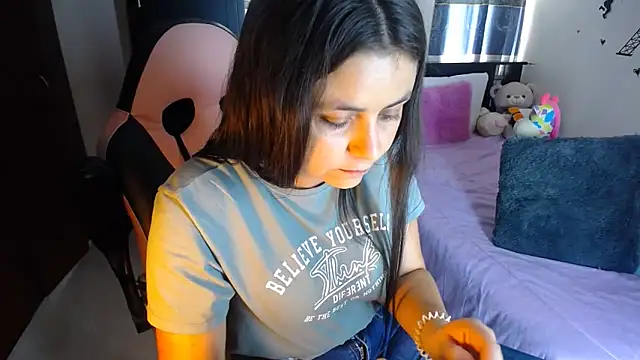 Snapshot of violeta_campbell chatting on March 2025 08:08:01 PM violeta campbell online show from March 2025 08:08:01 PM