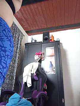 antonela ladiabla online show from March 2025 02:28:01 PM