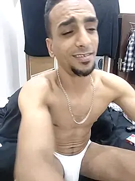 Snapshot of highguy chatting on September 2025 01:56:02 AM highguy online show from September 2025 01:56:02 AM