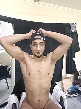 Snapshot of highguy chatting on January 2025 12:01:01 AM highguy online show from January 2025 12:01:01 AM