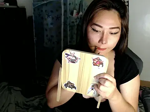 urqueendominant online show from December 2025 02:00:01 AM