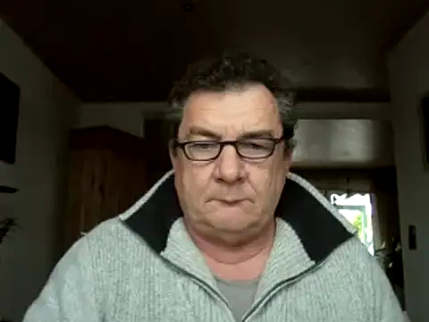 Snapshot of Nobbie444 chatting on November 2025 12:05:02 PM Nobbie444 online show from November 2025 12:05:02 PM