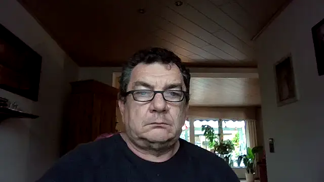 Snapshot of Nobbie444 chatting on November 2025 10:19:02 AM Nobbie444 online show from November 2025 10:19:02 AM