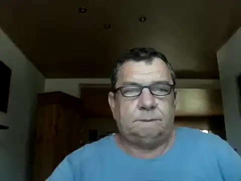 Snapshot of Nobbie444 chatting on June 2026 11:05:01 AM Nobbie444 online show from June 2026 11:05:01 AM