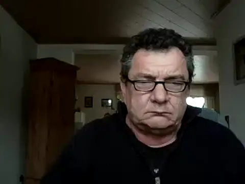 Nobbie444 online show from March 2026 01:00:01 PM