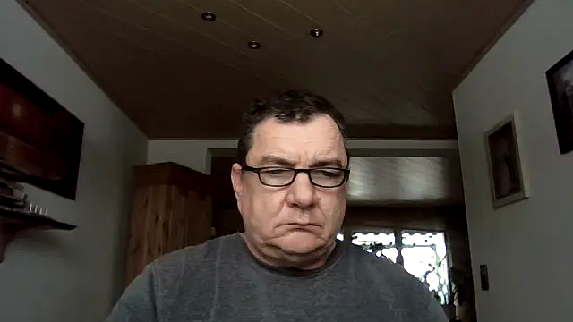 Nobbie444 online show from February 2026 10:58:02 AM