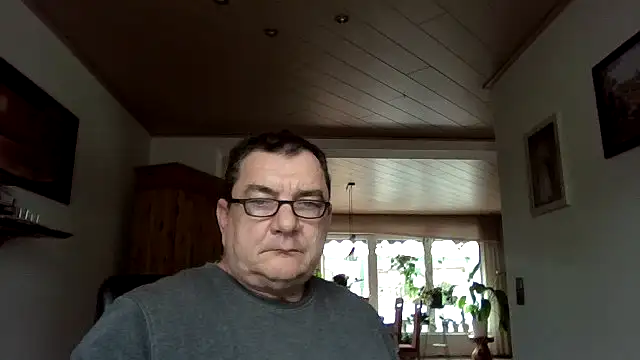 Nobbie444 online show from February 2026 12:01:02 PM