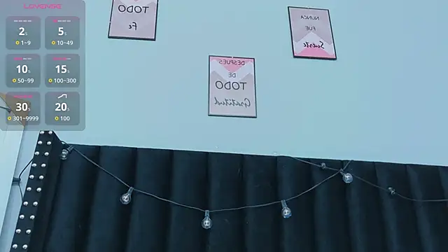 colombiamommy online show from September 2025 01:06:02 PM