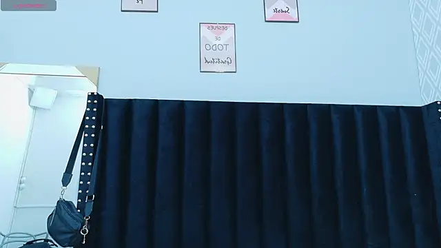 colombiamommy online show from March 2026 12:26:01 PM