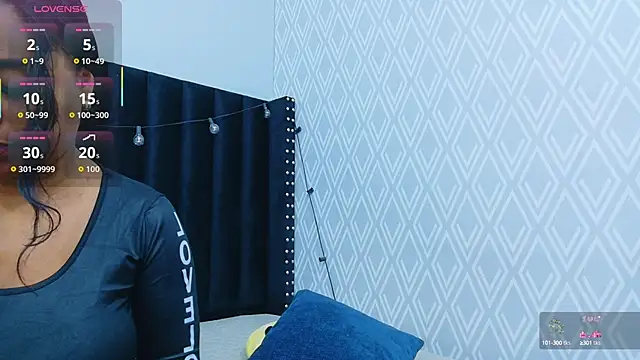 colombiamommy online show from October 2025 02:41:01 PM