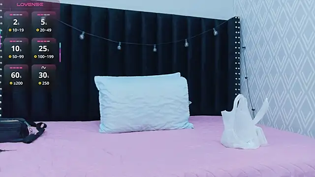 colombiamommy online show from October 2025 12:26:02 PM