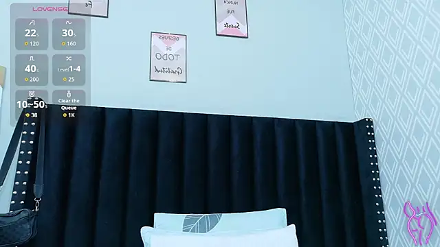 colombiamommy online show from April 2026 12:20:01 PM