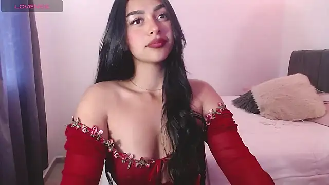 Melaniie01 online show from May 2026 10:19:01 PM