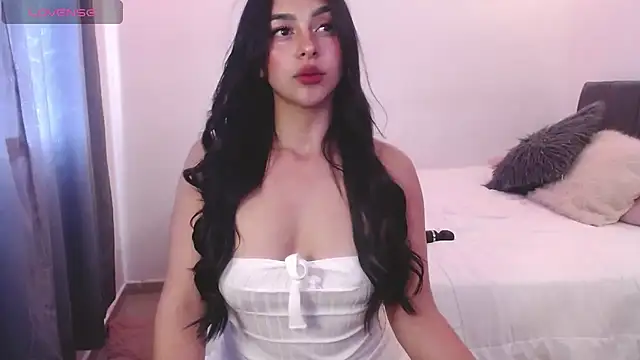 Melaniie01 online show from April 2026 10:38:02 PM