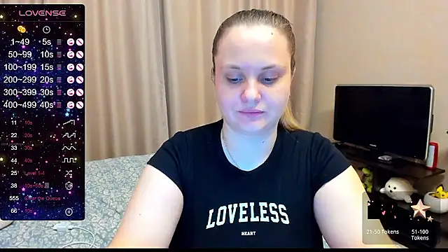 Snapshot of AlanaBrox chatting on December 2024 03:50:02 AM AlanaBrox online show from December 2024 03:50:02 AM