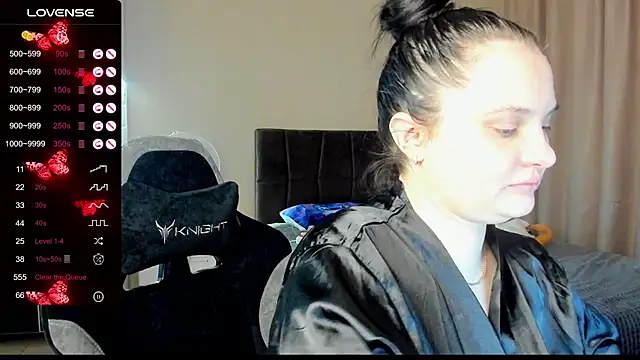 AlanaBrox online show from November 2025 12:14:01 AM