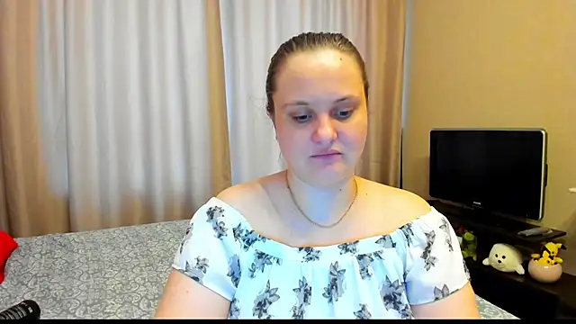 Snapshot of AlanaBrox chatting on March 2025 02:34:02 PM AlanaBrox online show from March 2025 02:34:02 PM