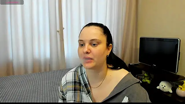 AlanaBrox online show from May 2026 10:42:02 AM