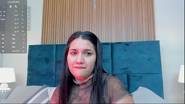 Kareena chopra online show from May 2026 12:33:01 PM