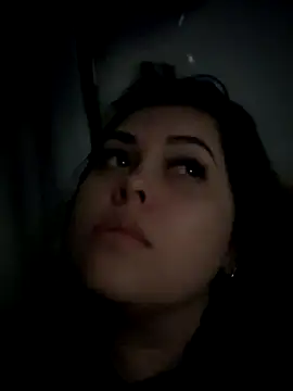 Alyaa s online show from October 2025 02:48:02 AM