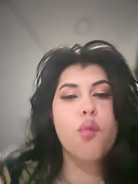 Alyaa s online show from October 2025 10:55:01 PM