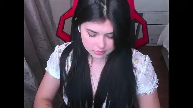 Alyaa s online show from February 2026 09:03:02 PM