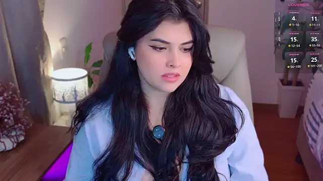 Alyaa s online show from May 2026 01:33:01 AM