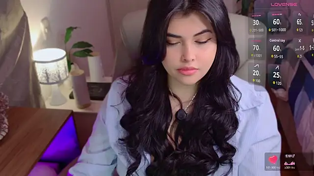Alyaa s online show from May 2026 02:33:02 AM