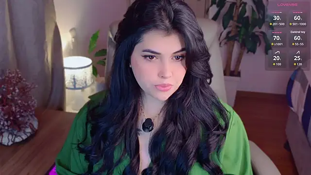 Alyaa s online show from May 2026 02:33:02 AM