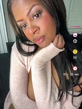 Snapshot of shawneebaby chatting on June 2026 05:27:01 AM shawneebaby online show from June 2026 05:27:01 AM