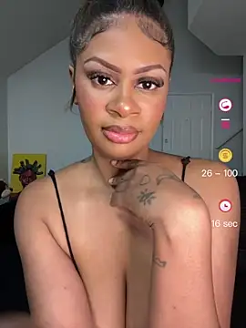 Snapshot of shawneebaby chatting on June 2026 06:07:01 AM shawneebaby online show from June 2026 06:07:01 AM
